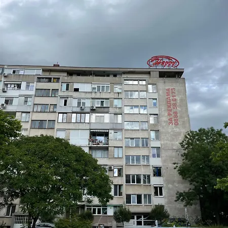 тристаен винтидж локация