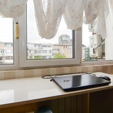 Apartment тристаен винтидж локация