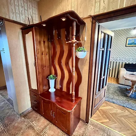 Two-Bedroom Vintage Apartment Top Location Apartman