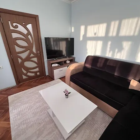 公寓 Two-bedroom Vintage Location *